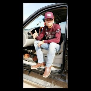 Meet your Posher, Hernan